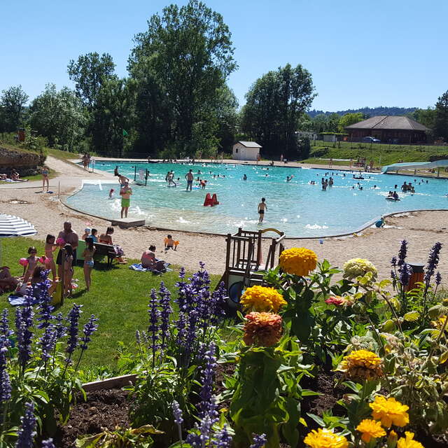 Baignade en plein air à Champdor