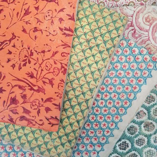 Conférence Les papiers dominotés