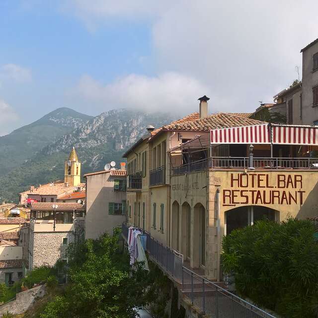 Hotel - Restaurant Le Saint-Yves