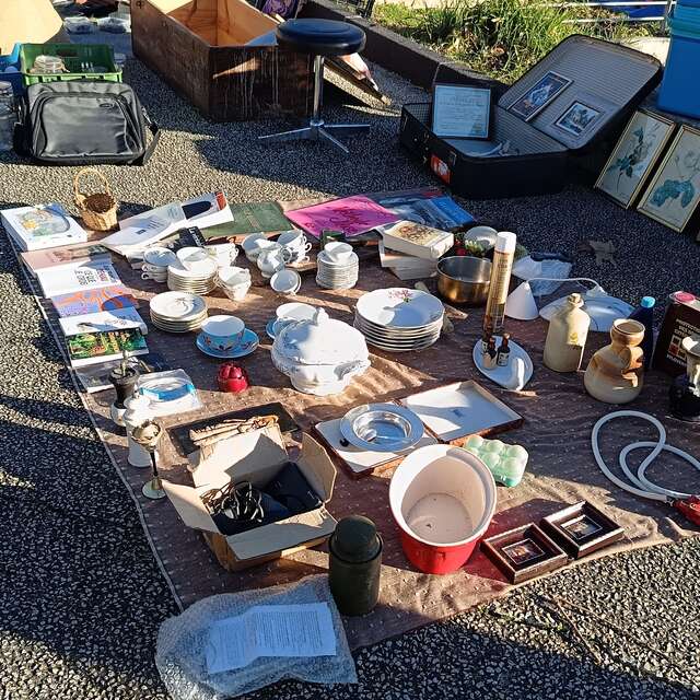 Marchés aux puces d'Alès