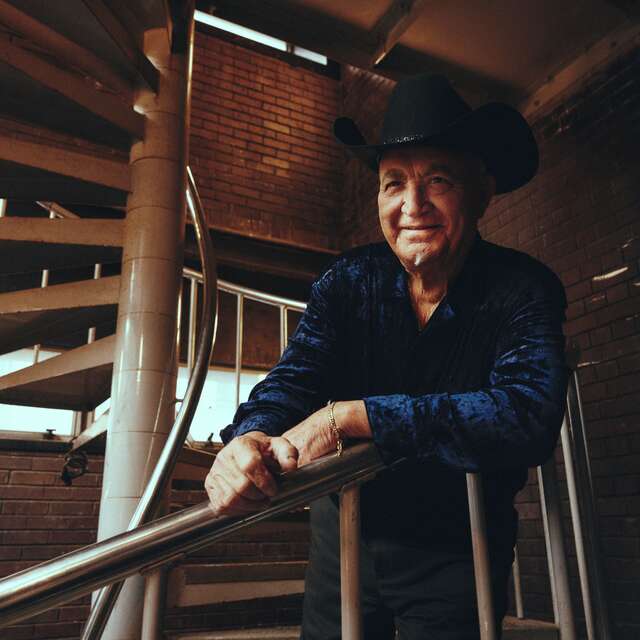Les Grimaldines - Eliades Ochoa