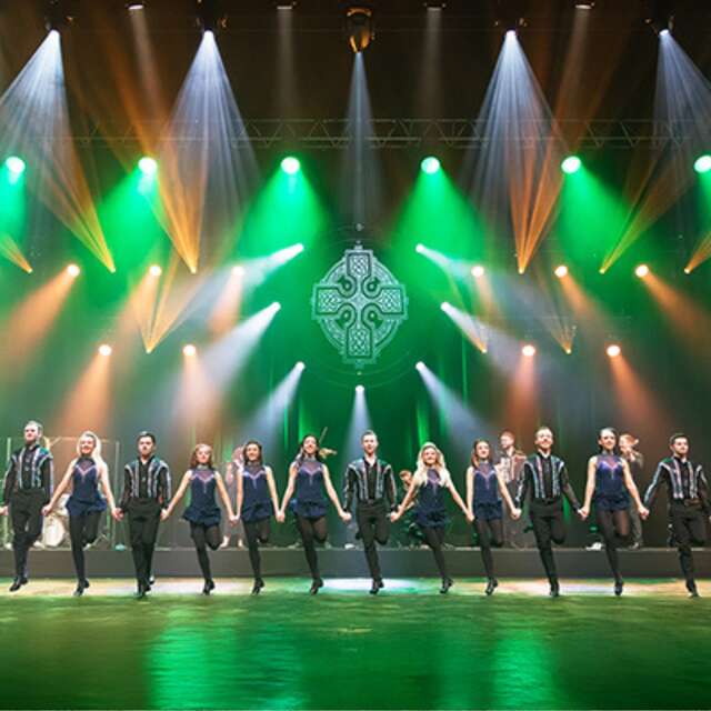 Danse - The Life in Green Tour - Celtic Legends
