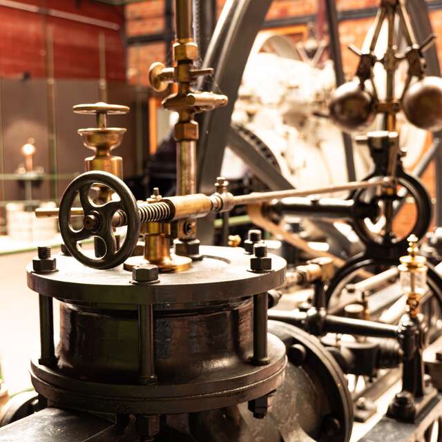 Voyagez au coeur de l'énergie et des senteurs