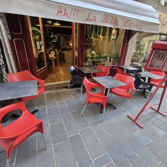 La Belle Excuse