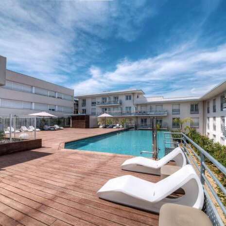 Hôtel  Comfort Aparthotel Antibes Le Maestria