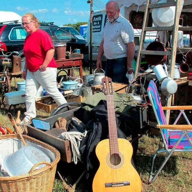 Vide-greniers & Concours de boules