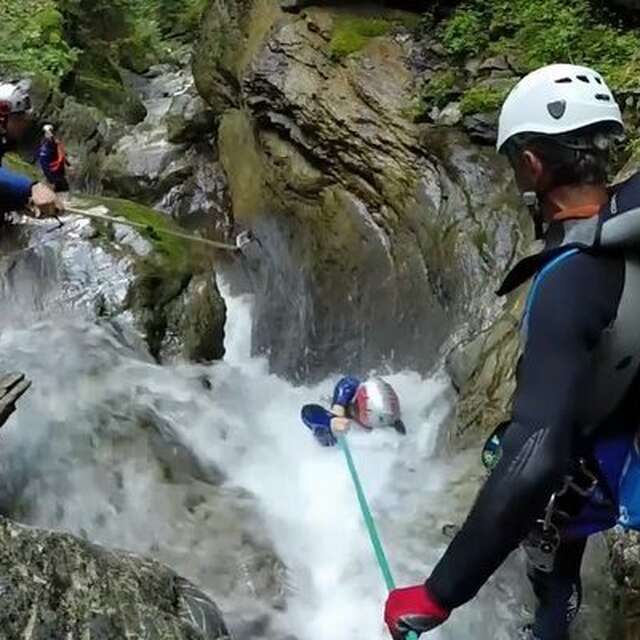 Initiation au canyoning