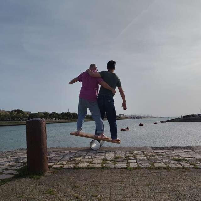 En liesse