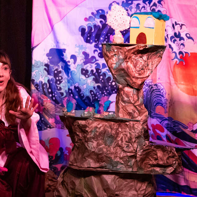 La petite rose qui naquit un beau matin de printemps