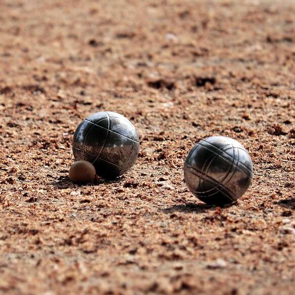 Concours de pétanque