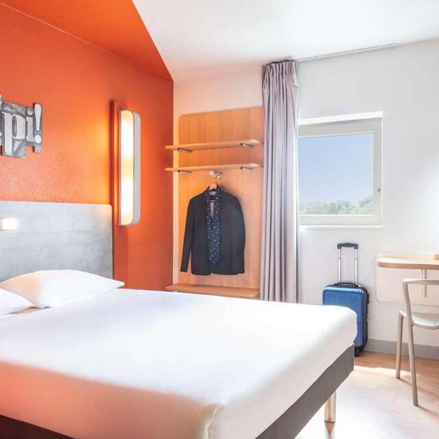 Hôtel ibis budget Grigny Centre