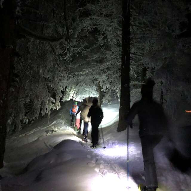 Randonnée raquettes nocturne avec Belledonne Evasion