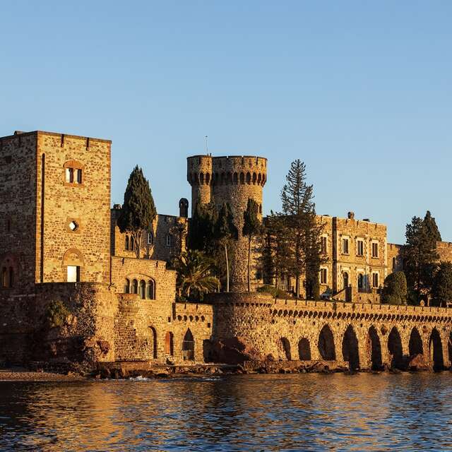 A family museum at Château de La Napoule! - Mandelieu-La Napoule