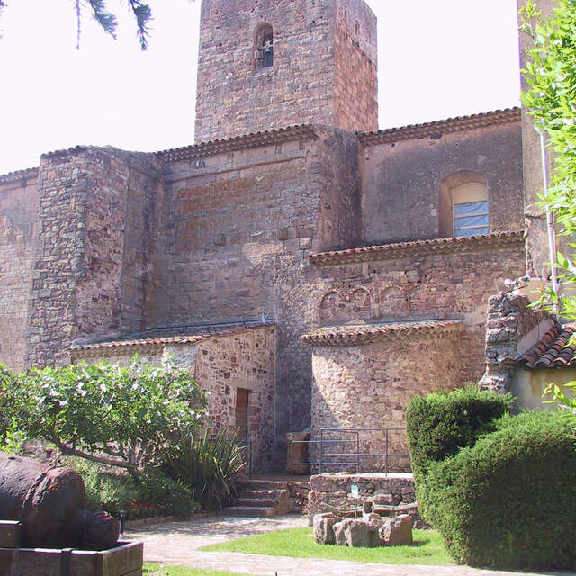 Eglise Médiévale San Rafeu