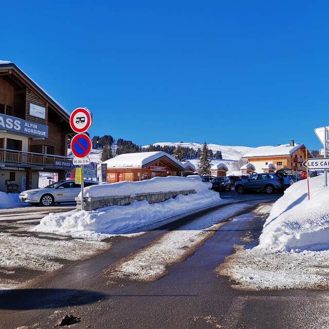 Les Carrets car park