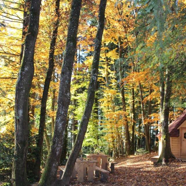 Les cabanes de la Croix couverte