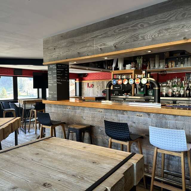Bar B4 CAFE
