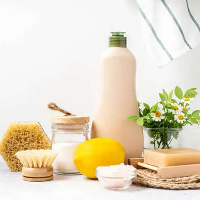 Fabriquez vos produits ménagers de base