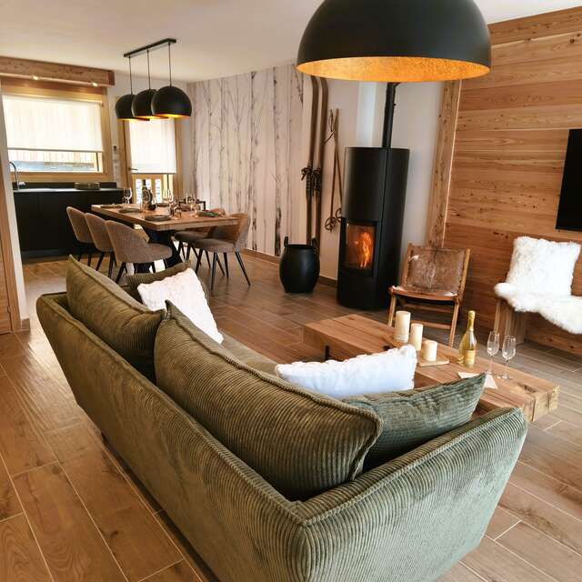Chalet Snow