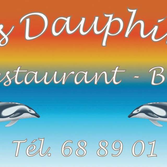 Les Dauphins