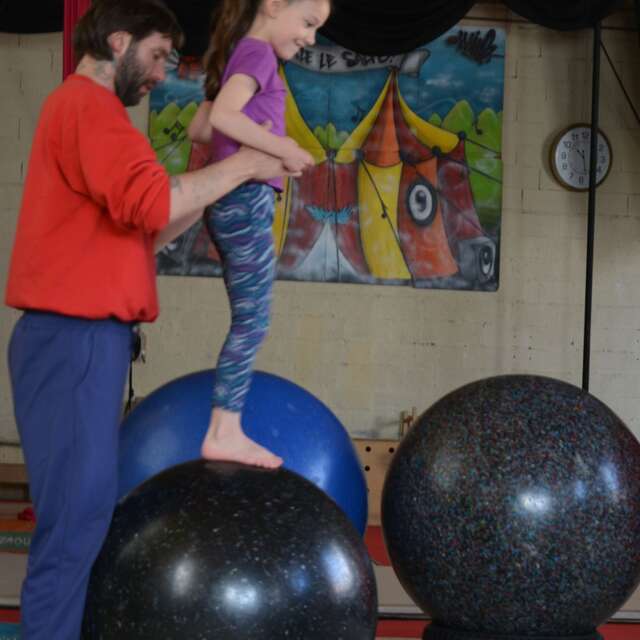 Stage de cirque vacances d'hiver - Le Salto