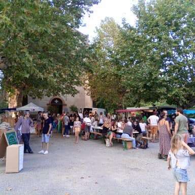 Marché mensuel de Pailhès
