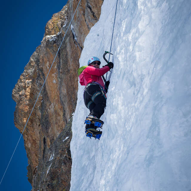 Ice climbing introduction