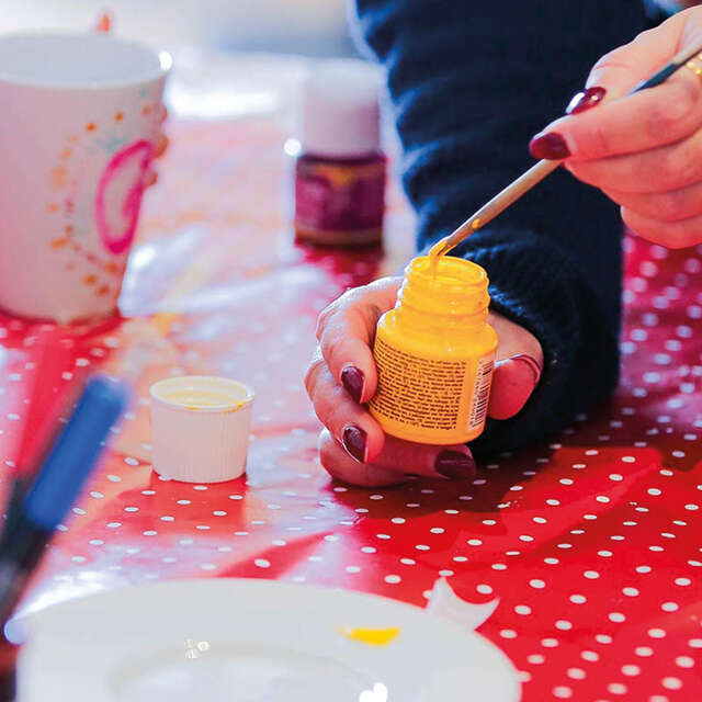 Atelier créatif  : Décoration de sapin sur rondin de bois