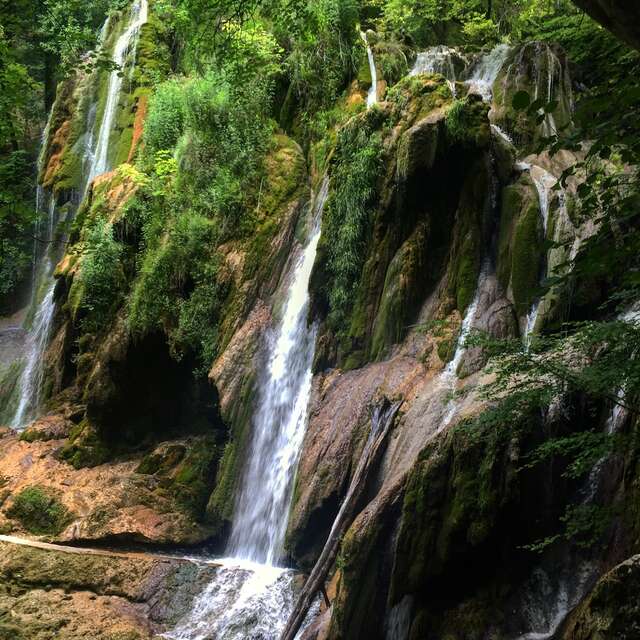 Hike of the Clairefontaine waterfall