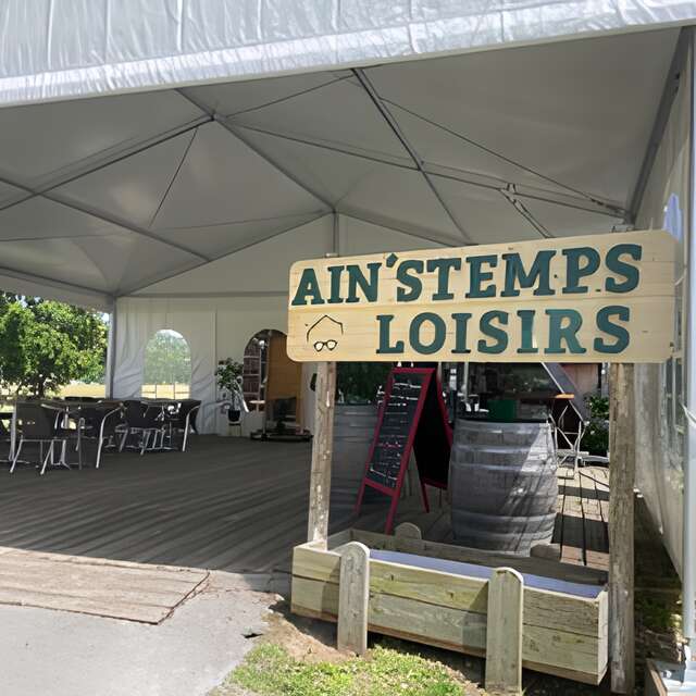 Ain'sTemps Loisirs Café in Les Plans d'Hotonnes