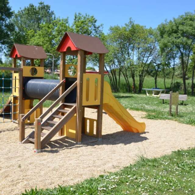 Aire de jeux Cavalas