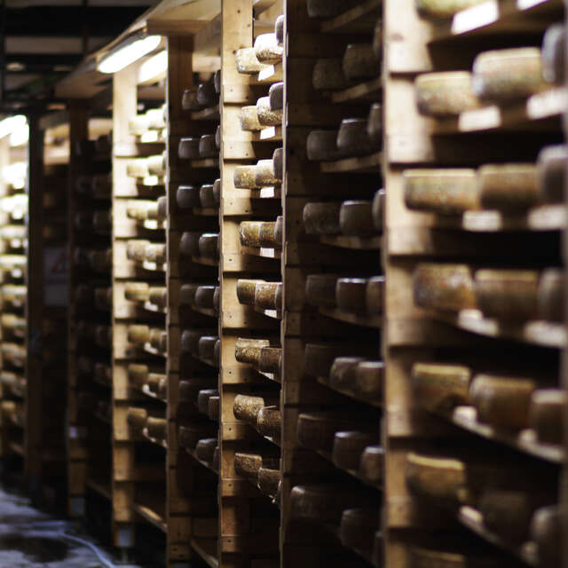 Saveurs du terroir & patrimoine au Tunnel de la Collonge - Mons Fromager Affineur
