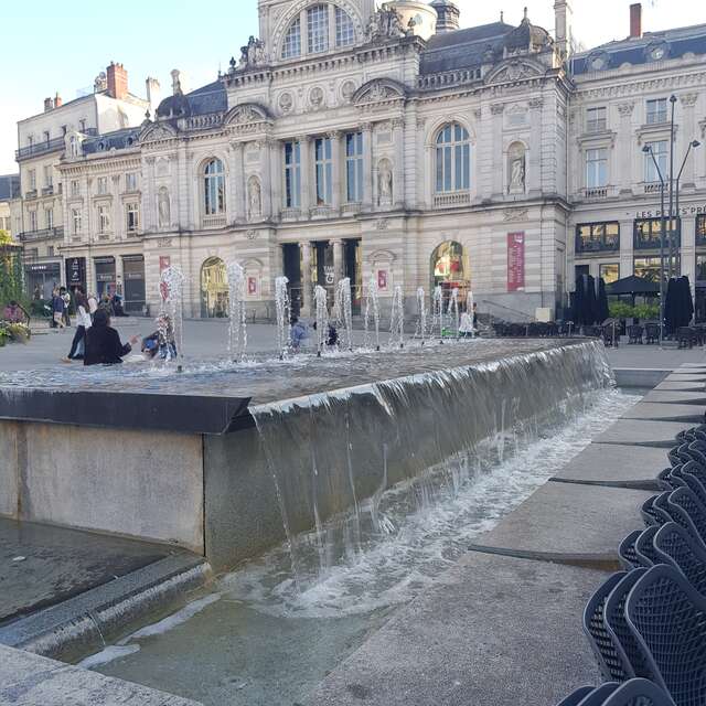Bulles de Culture Apéritives "la tournée des fontaines"