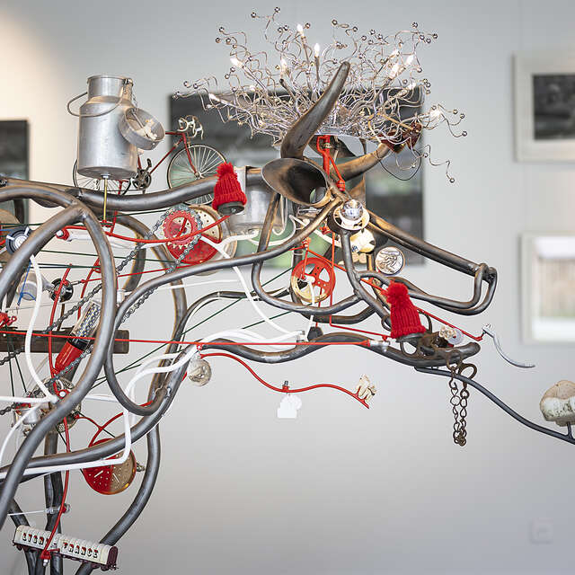 Art vache : scultpure  "La Vache cinétique"