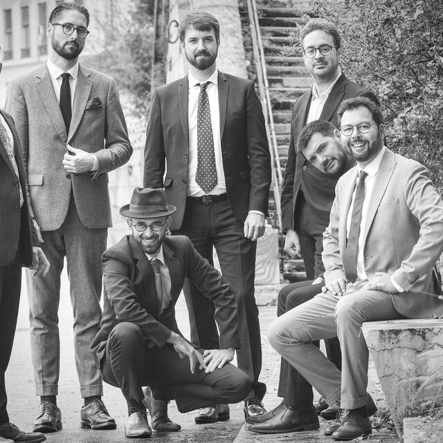 Holy bounce orchestra / Jazz swing