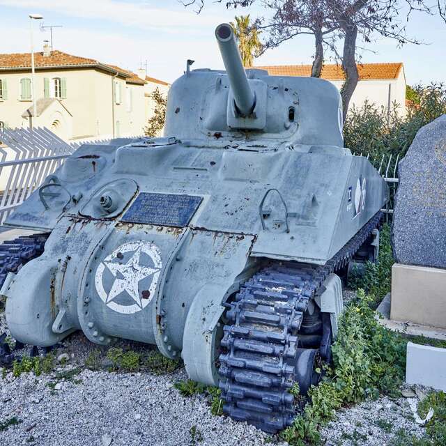 Blindé Jeanne d'Arc, 25 août 1944
