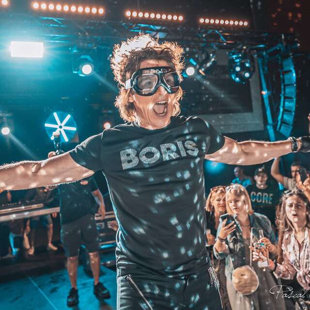 Vaison Night Fever' - 90er Jahre / 2000er Jahre im Théâtre Antique