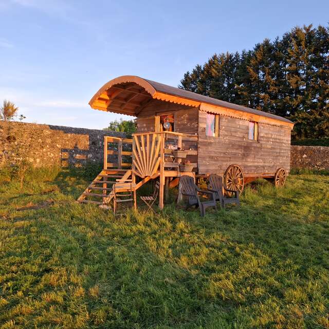 La roulotte du château du Mazel