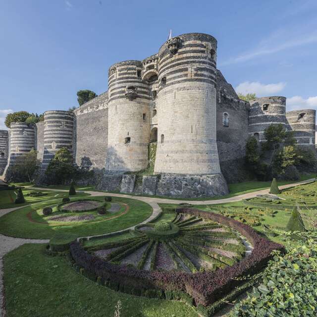 Visite des fossés du Château d'Angers : Dans les fossés... et au-delà !
