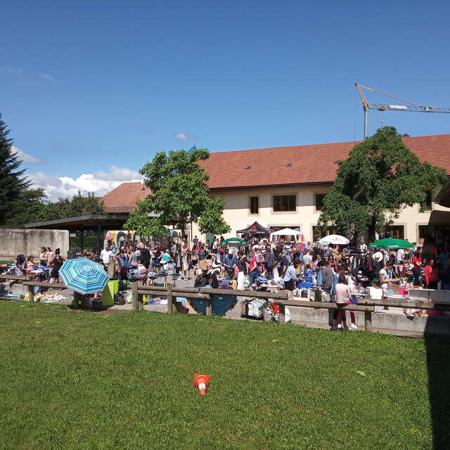 Vide Grenier Ambulant de Cervonnex