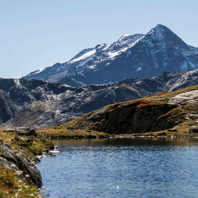Hiking trail: Longet and Verdet lakes