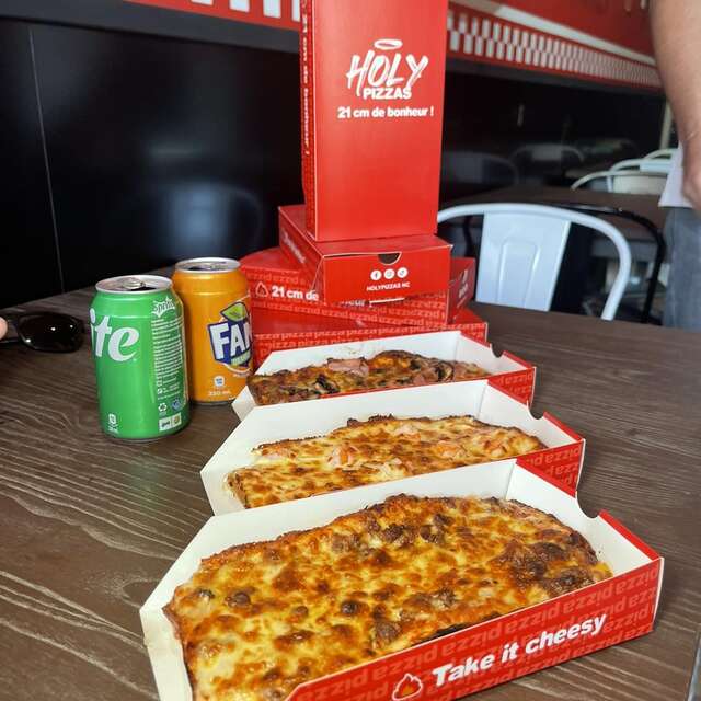 Holy Pizzas
