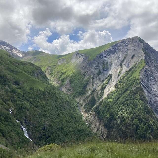 VTT à assistance électrique Boucle de Mont de Lans par le Thuit