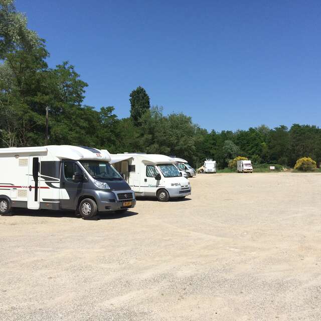 Aire Camping-Cars de Hauterives
