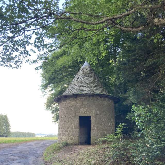 PR703 - Sentier de la Tour