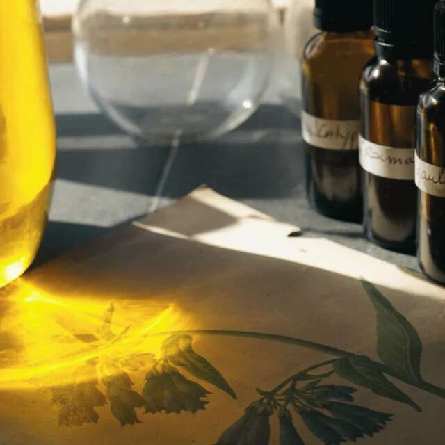 Aromathérapie et huiles essentielles avec CAIRN