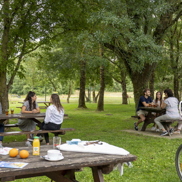 Cafetería - Ethic Etapes du Lac de Maine