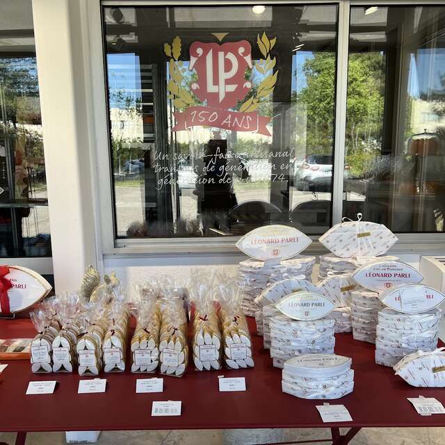 Confiserie Léonard Parli - La grande fabrique et la boutique