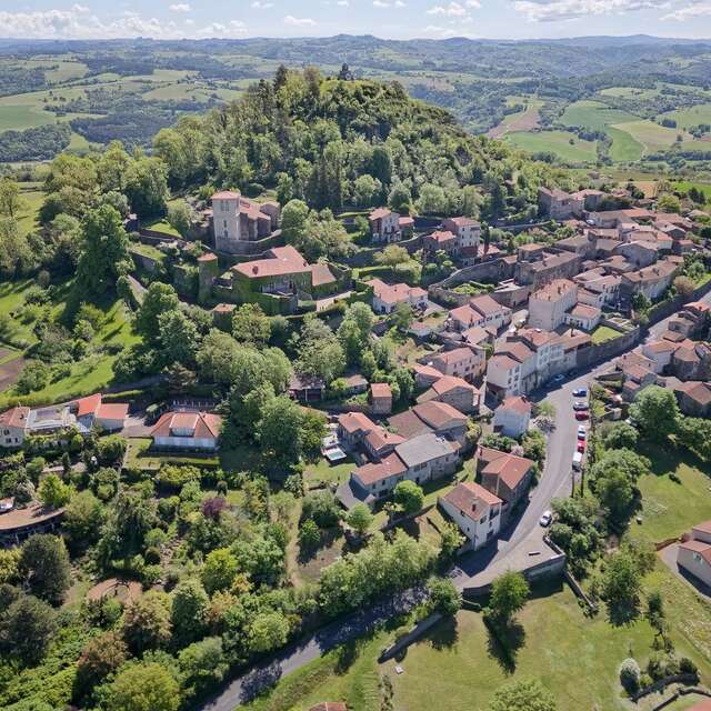 JEP - Visite commentée à deux voix « Usson, son église et ses œuvres d’art : toute une histoire ! »