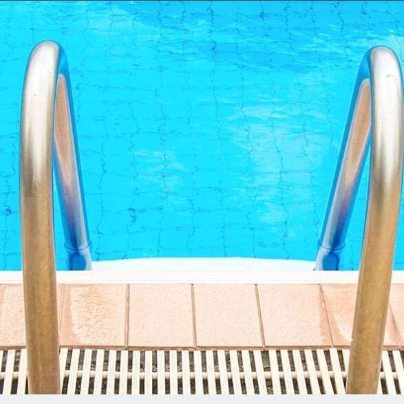 Piscine d'été de Cendras